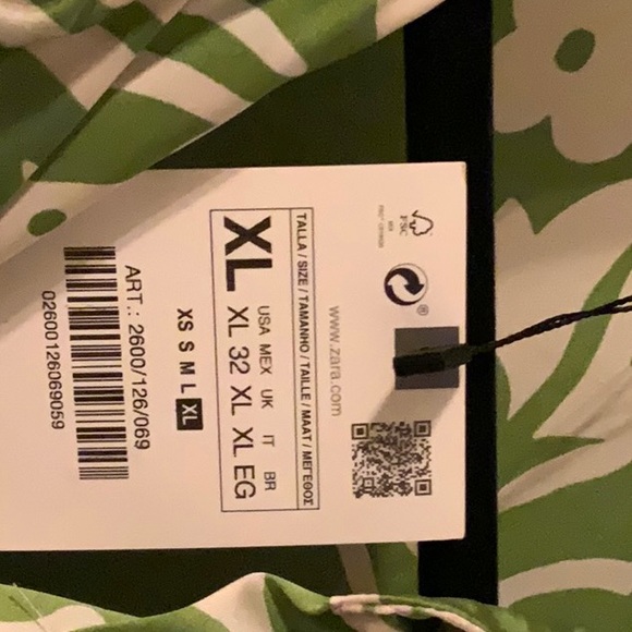 Zara Green and White Floral Blouse - Picture 4 of 6